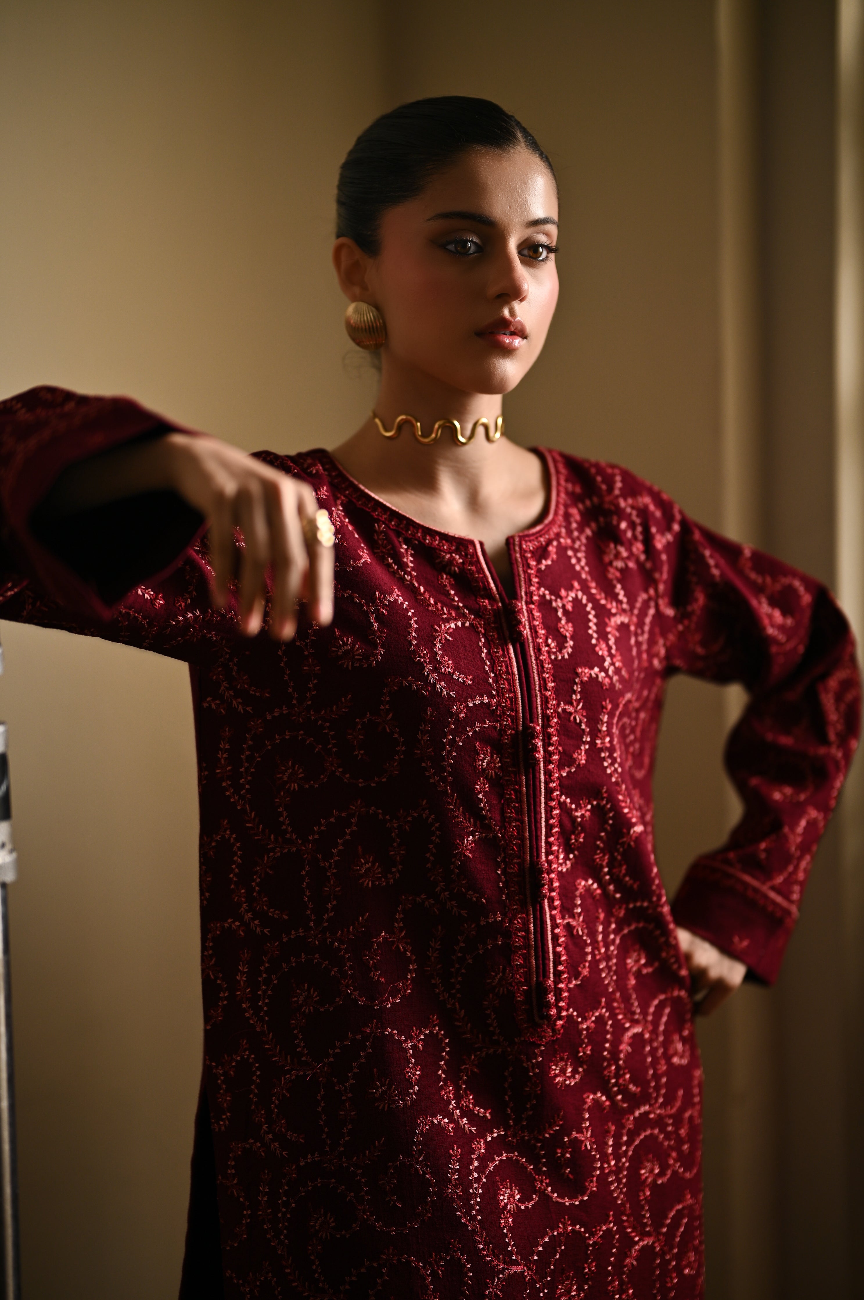 MAROON LUXURY EMBROIDERED KARANDI 2PCS SET (NPA2-25319)-READY TO WEAR by Zaib